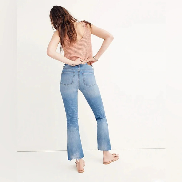 Madewell Cali Demi-Boot Jeans in Bronson Wash: Button-Front Edition - Picture 2 of 10